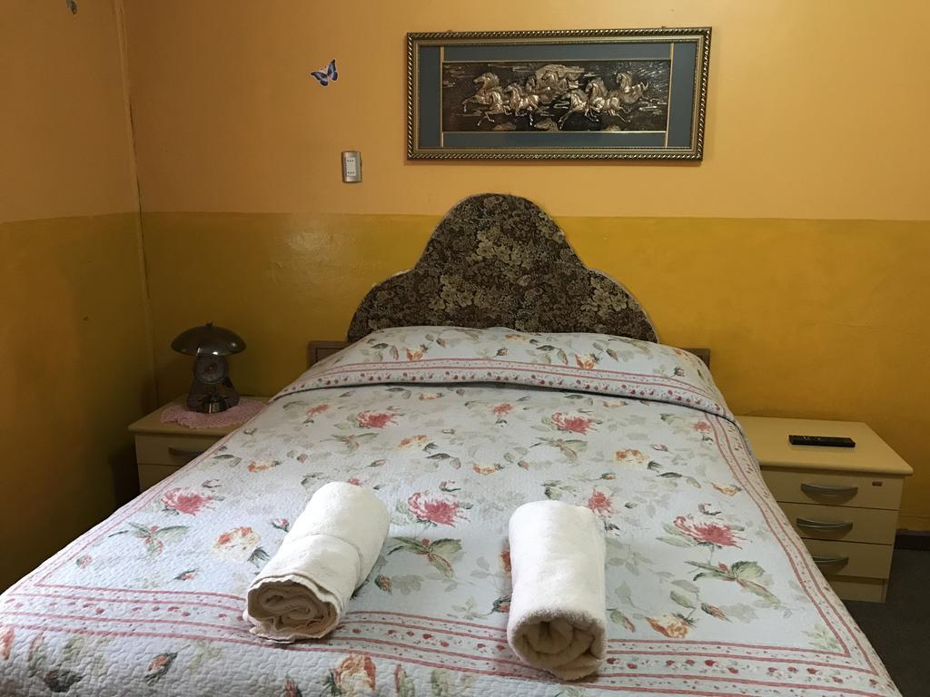 Hostal Torres Del Paine Пунта-Аренас Экстерьер фото