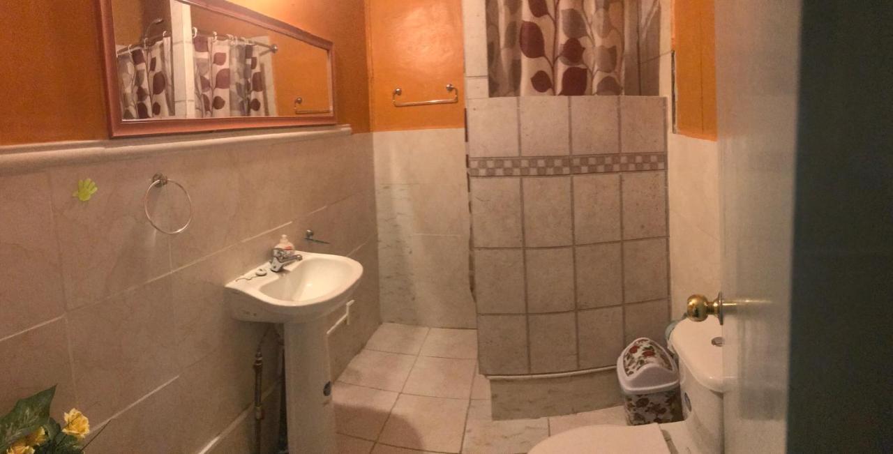 Hostal Torres Del Paine Пунта-Аренас Экстерьер фото