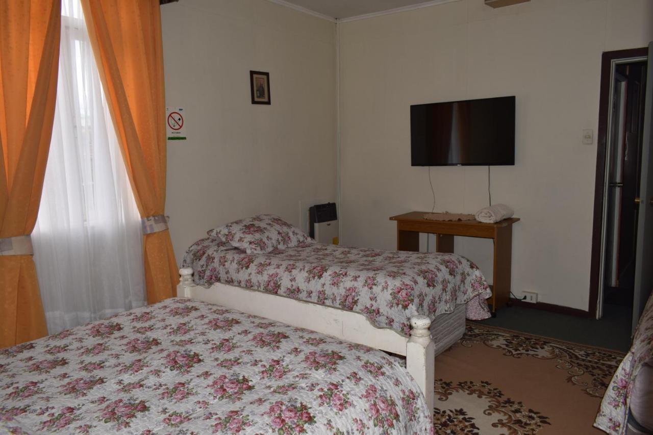 Hostal Torres Del Paine Пунта-Аренас Экстерьер фото